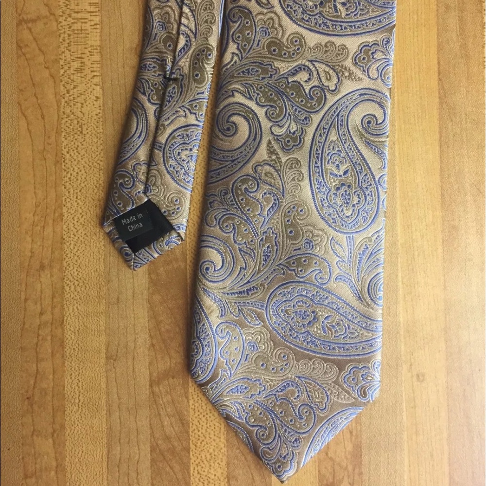 MICHAEL KORS LIGHTBLUE PAISLEY FLORAL SILK NECKTIE